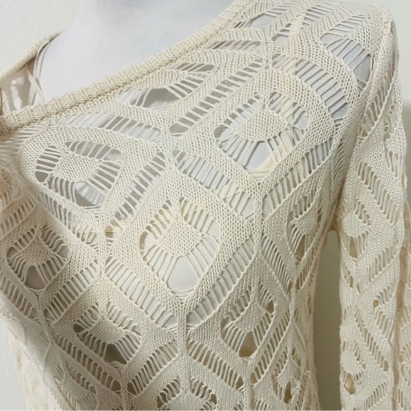 Freshman Small Women Crochet Line Cream Long Sleeve Sheath Dress Resort Wear NWT - Picture 2 of 12